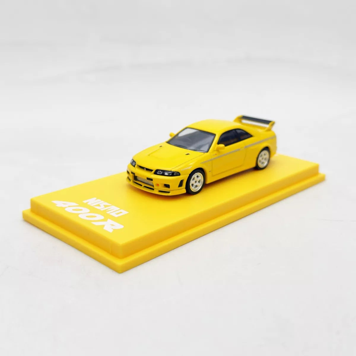 Nissan Nismo 400 R with MOTN LED Base Compatible