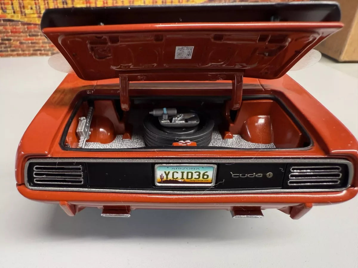 1970 Cuda, 440-6 pack, Deep Burnt Orange  (Limitée à 199 unités-Limited to 199 units)