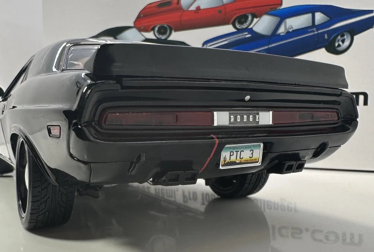 Dodge Challenger 1970 392 Hemi "Pro Touring Classic" YCID. (Limité à 250 unités-Limited de 250 Units)