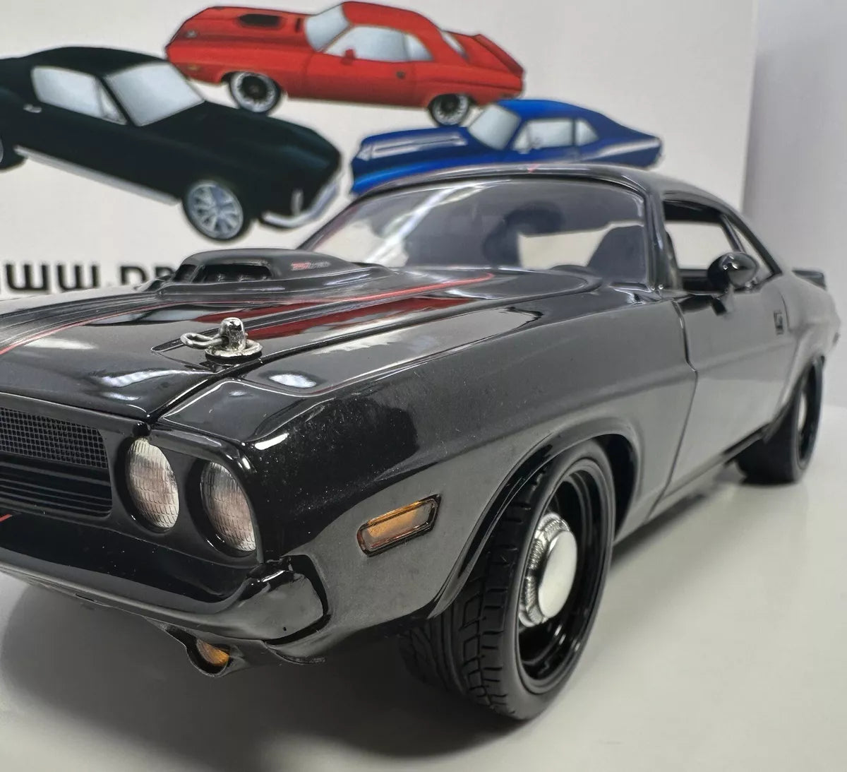 Dodge Challenger 1970 392 Hemi "Pro Touring Classic" YCID. (Limité à 250 unités-Limited de 250 Units)