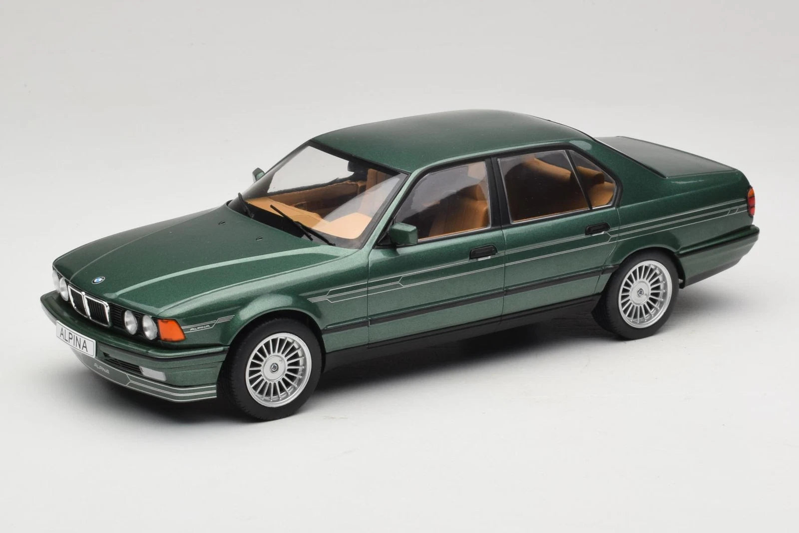 1992 BMW E32 Alpina B11 3.5 (Vert-Green)