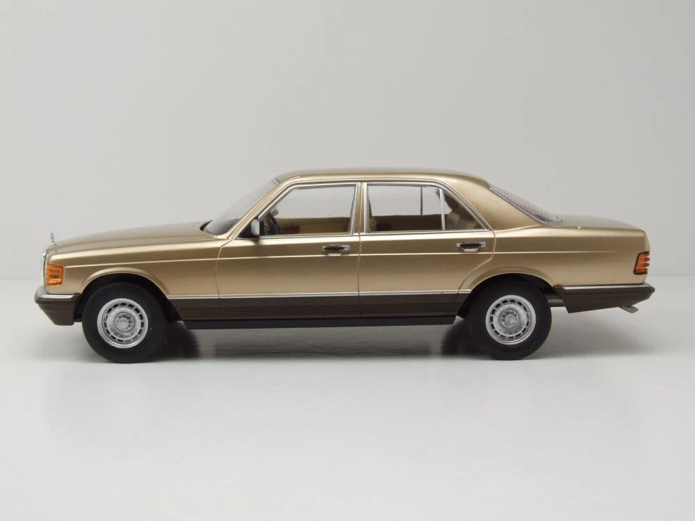 1979 Mercedes S-Class W126 (Beige)