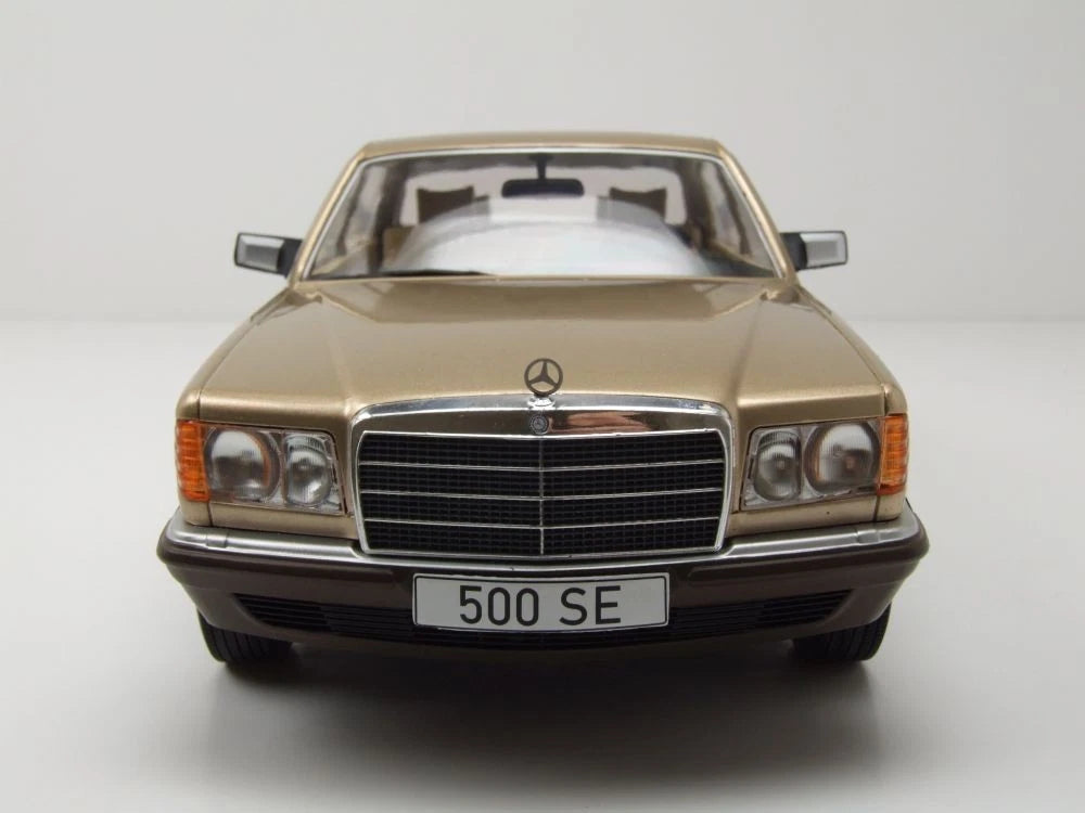 1979 Mercedes S-Class W126 (Beige)
