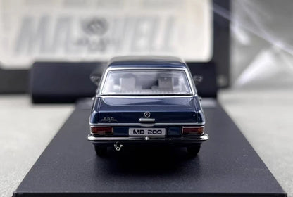 Maxwell Model 1:64-Mercedes-Benz 200 W114-Blue MW640032