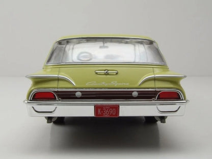 MCG 1/18"-1960 Ford LTD Country Squire Station Wagon Light Yellow