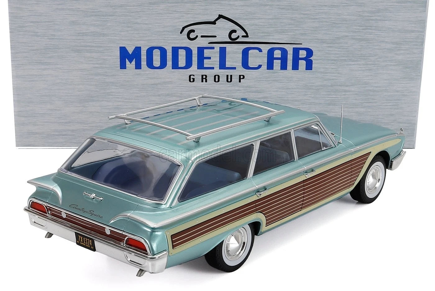 MCG 1/18"-1960 Ford LTD Country Squire Station Wagon Light Blue