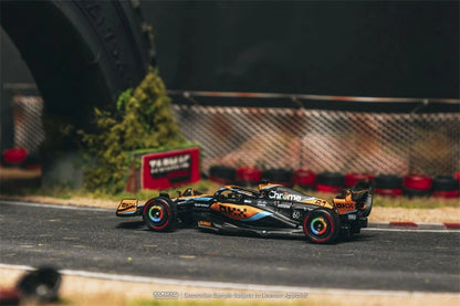 TARMAC WORKS 1/64- MCLAREN MCL60 