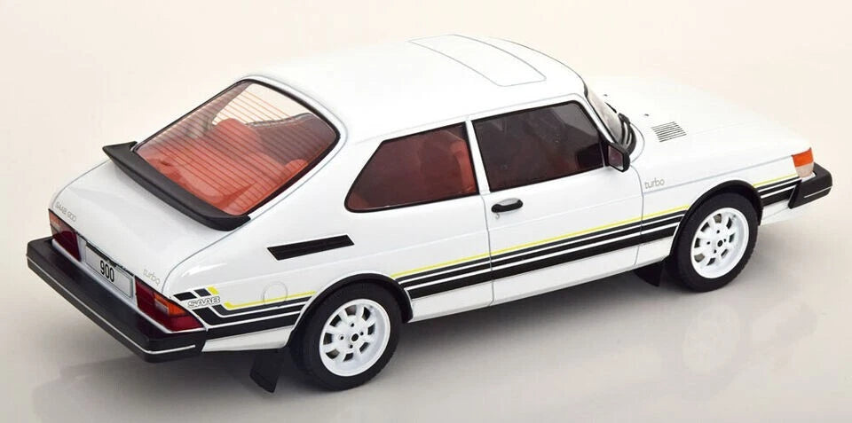 MCG 1/18"- 1983 Audi Coupe GT-Beige