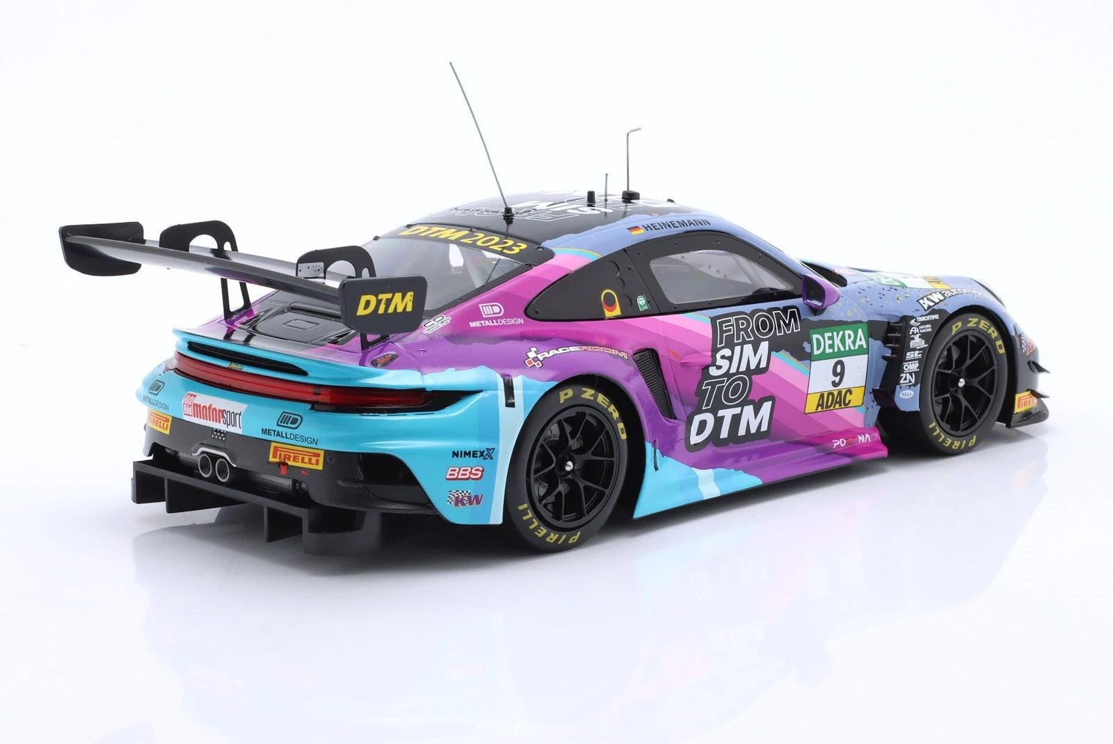 IXO MODELS 1:18-Porsche 911 (992) GT3 R 