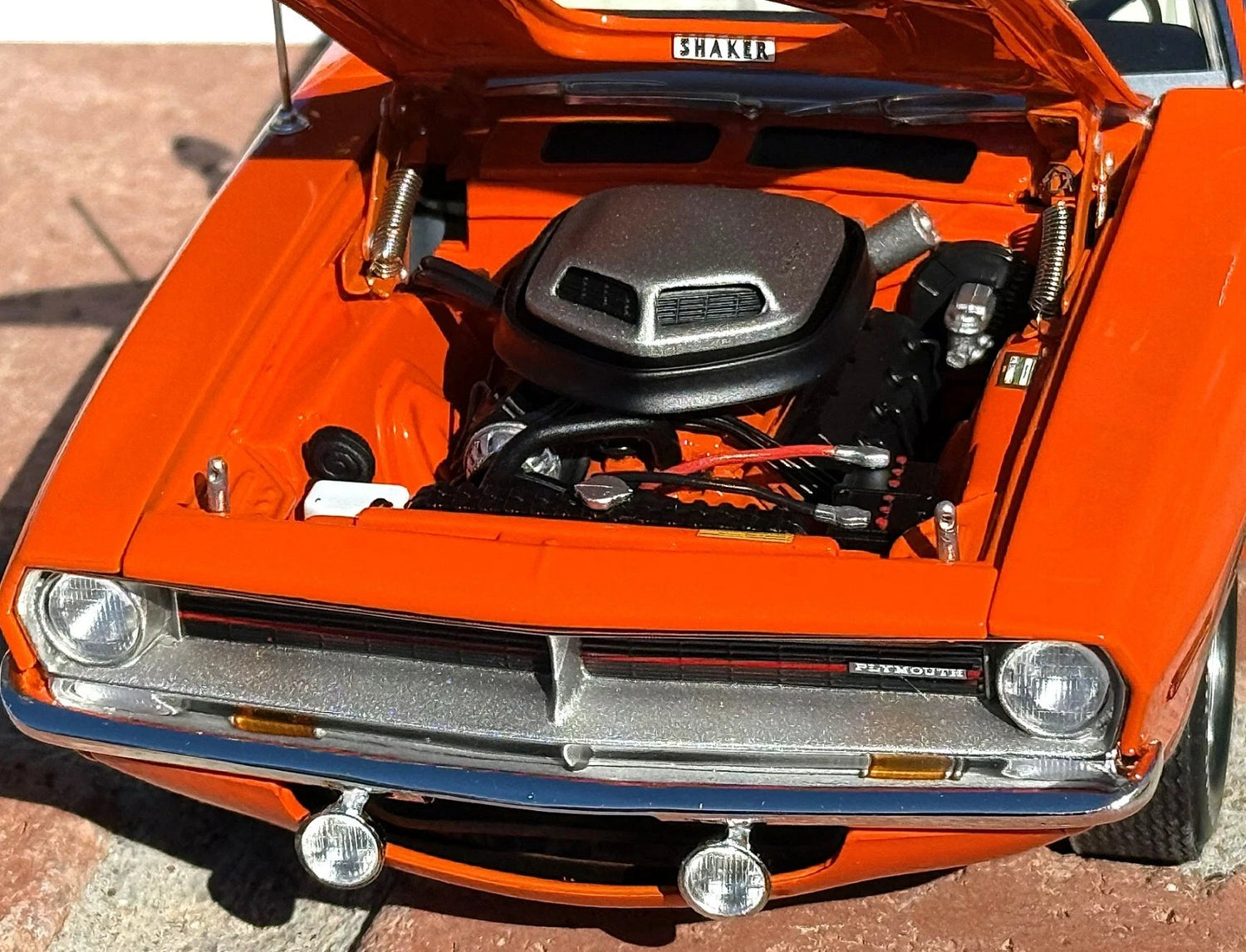 1970 Plymouth Hemi Cuda, Coupe, Vitamin C Orange (Limitée à 199 unités seulement-Limited to 199 units only)