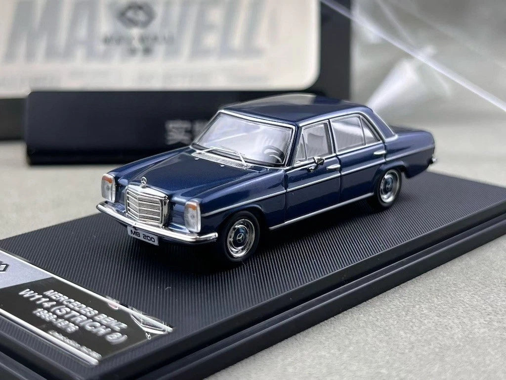 Maxwell Model 1:64-Mercedes-Benz 200 W114-Blue MW640032