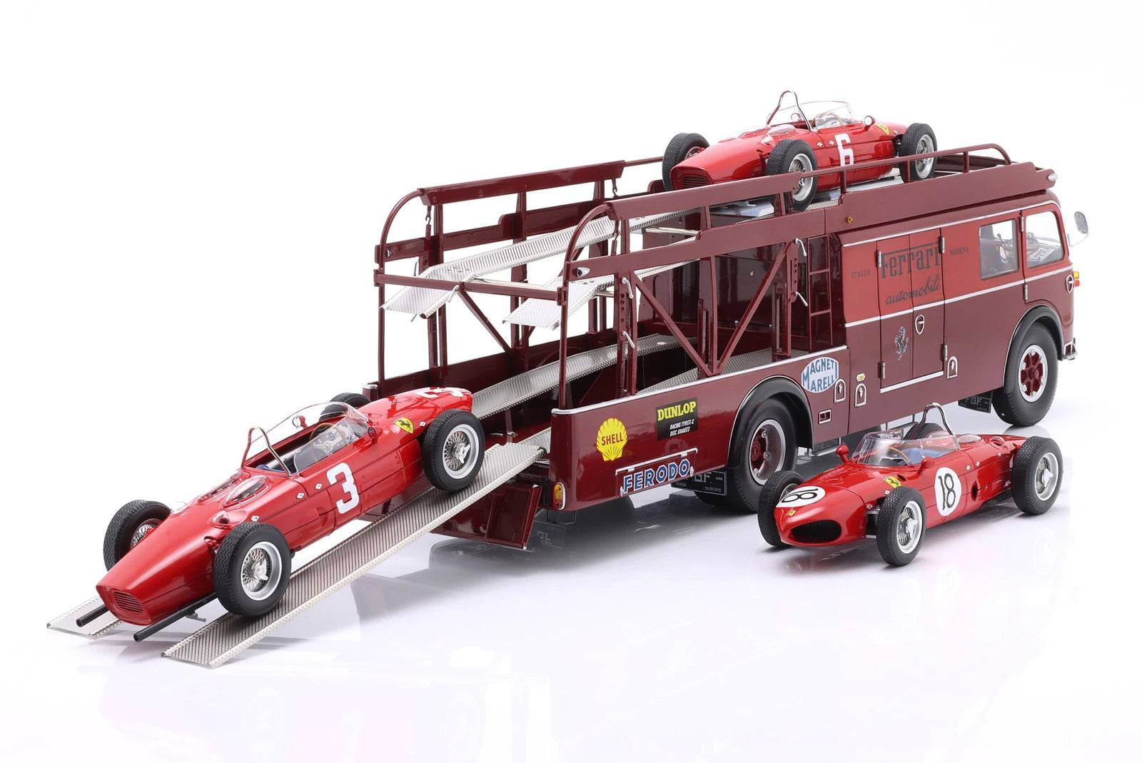 CMR 1/18- Fiat 642 RN2 Bartoletti Ferrari Race Car Transporter 1959