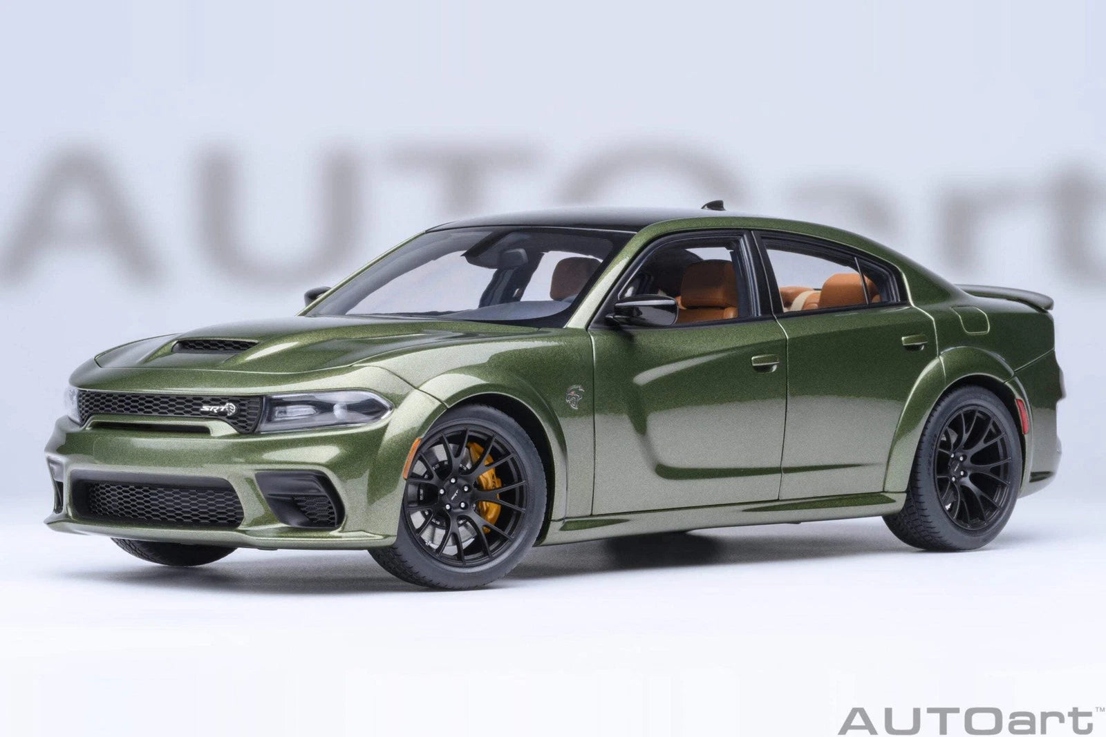 AutoArt 1:18- Dodge Charger SRT Hellcat Redeye Jailbreak (F8 Green) AA71752