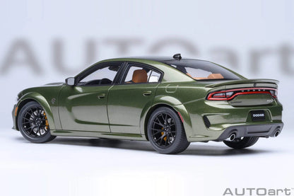 AutoArt 1:18- Dodge Charger SRT Hellcat Redeye Jailbreak (F8 Green) AA71752