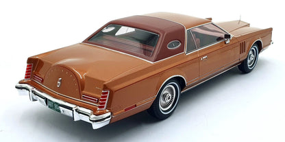 Lincoln Continental Mark V Met. Crystal Apricot