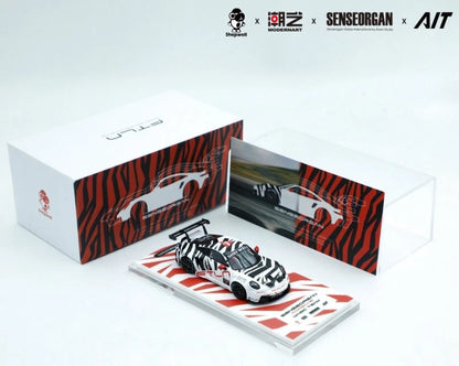 ModernArt 1:64- Porsche 911 CUP (Black-White) Thorn 