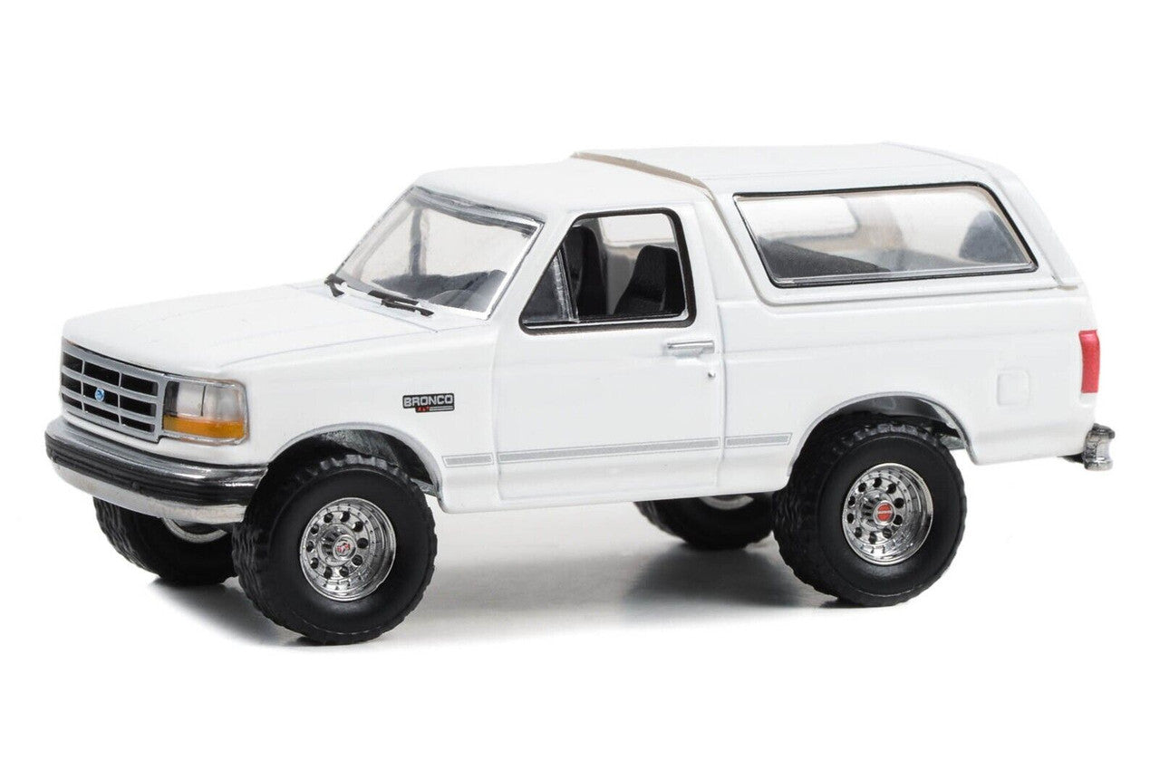 1993 Ford Bronco XLT (Oxford White)  GL30452