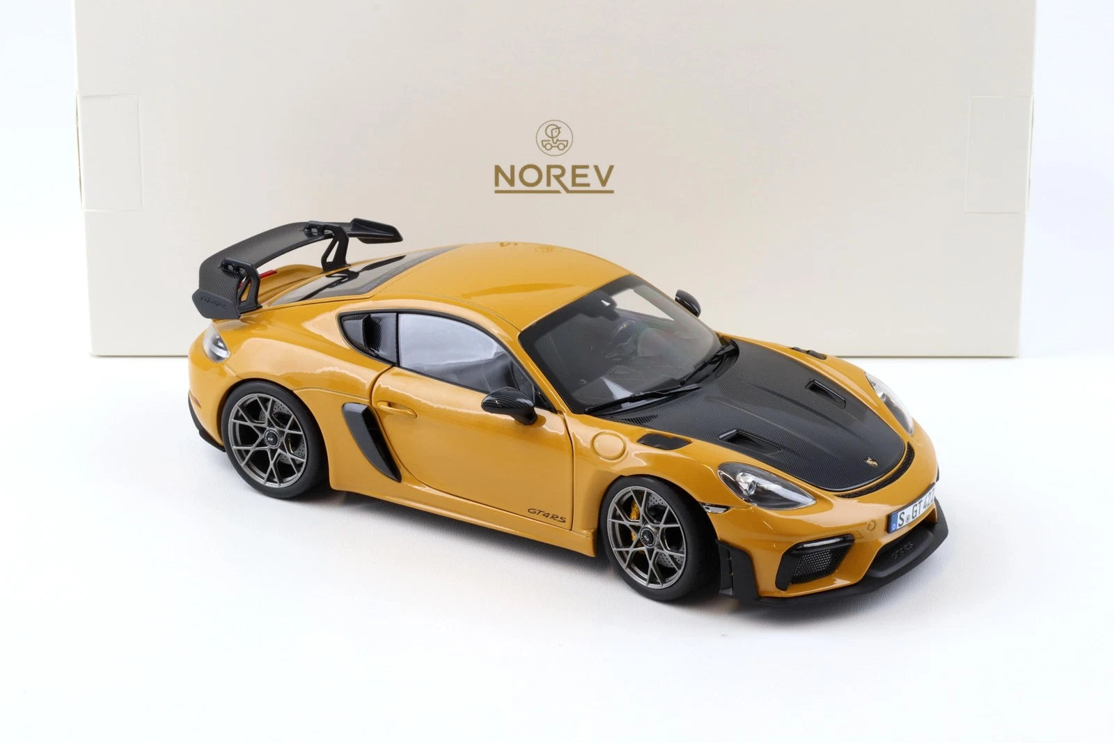 NOREV - Porsche Cayman GT4 RS Weissach Package 2023 "Bahama Yellow"  (187252)