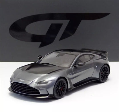 Aston Martin V12 Vantage 2023
