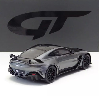 Aston Martin V12 Vantage 2023