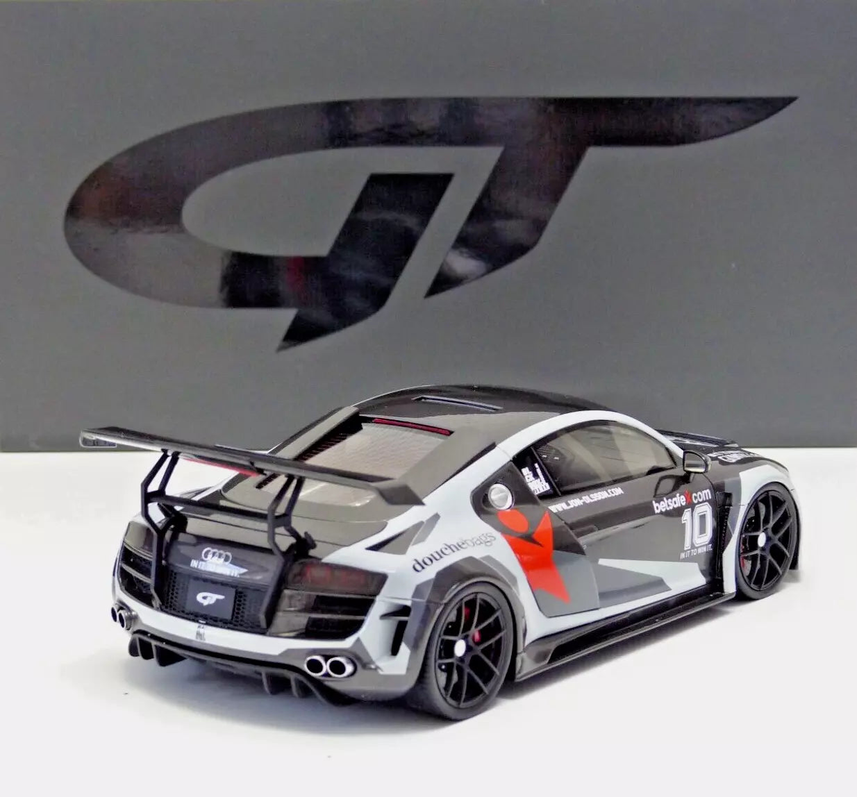 Audi R8 Body Kit Carbon 2013 GUMBALL 3000