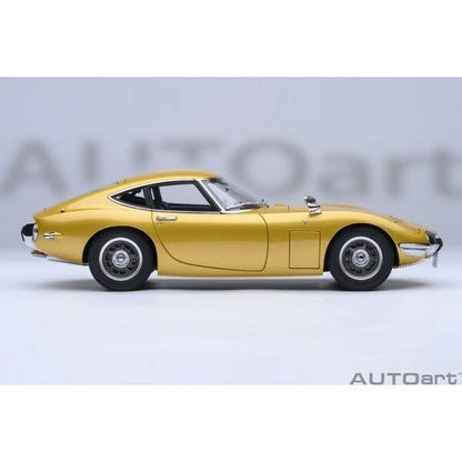 AUTOART-Toyota 2000GT (RHD) 1967 -Gold