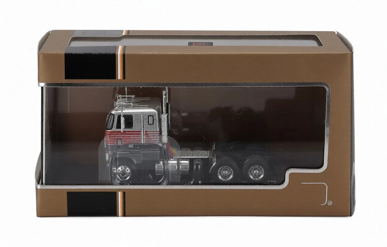 Ford CL9000 1976 Silver Prime Mover (1:64)