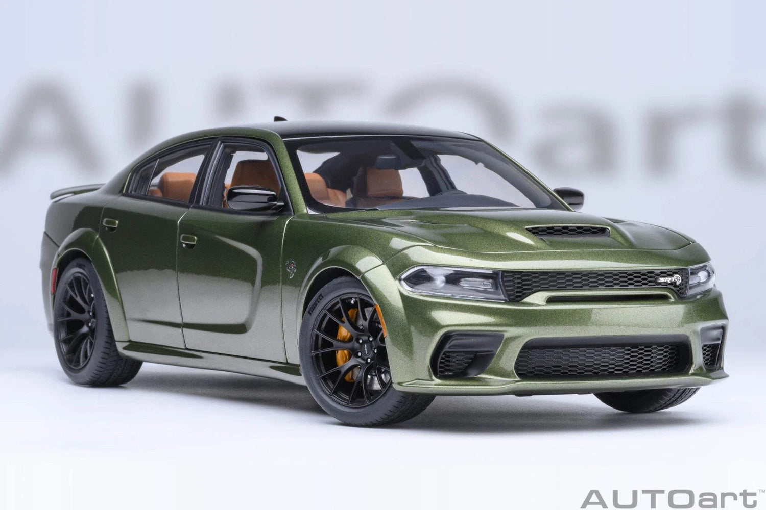 AutoArt 1:18- Dodge Charger SRT Hellcat Redeye Jailbreak (F8 Green) AA71752