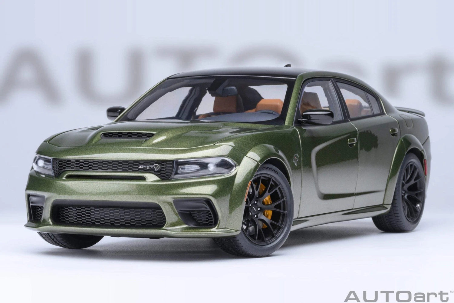 AutoArt 1:18- Dodge Charger SRT Hellcat Redeye Jailbreak (F8 Green) AA71752