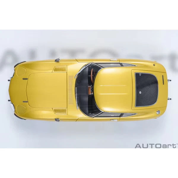 AUTOART-Toyota 2000GT (RHD) 1967 -Gold