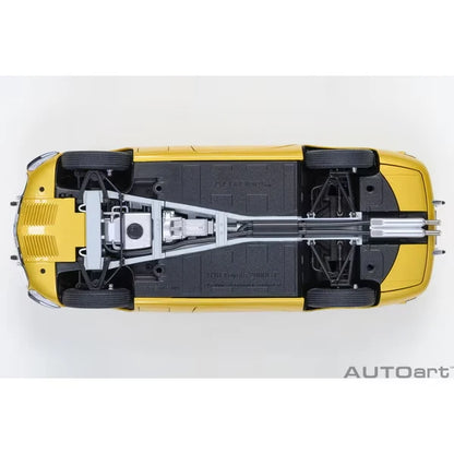 AUTOART-Toyota 2000GT (RHD) 1967 -Gold