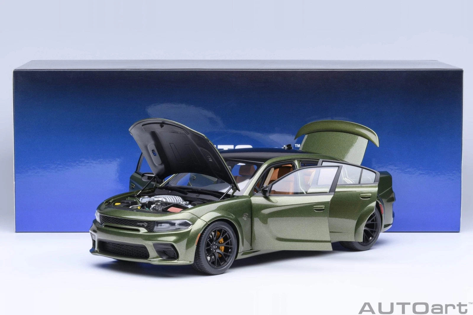 AutoArt 1:18- Dodge Charger SRT Hellcat Redeye Jailbreak (F8 Green) AA71752