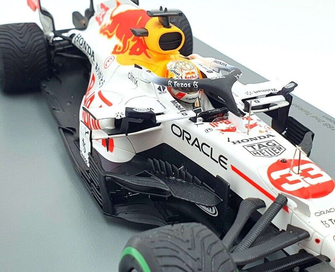 2021 Formula 1 Red Bull Racing Honda RB16B 