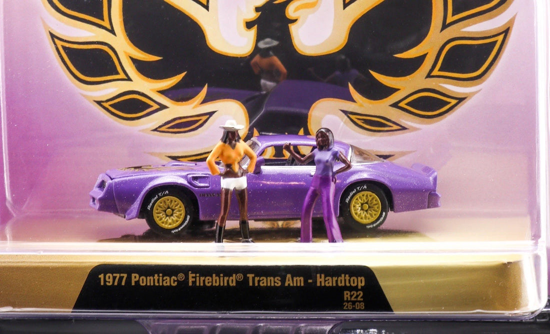 M2 Machines 1:64 1977 Pontiac Firebird Trans Am Hardtop – Violet – Diorama Release 22 67500-22-D