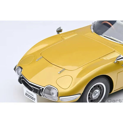 AUTOART-Toyota 2000GT (RHD) 1967 -Gold