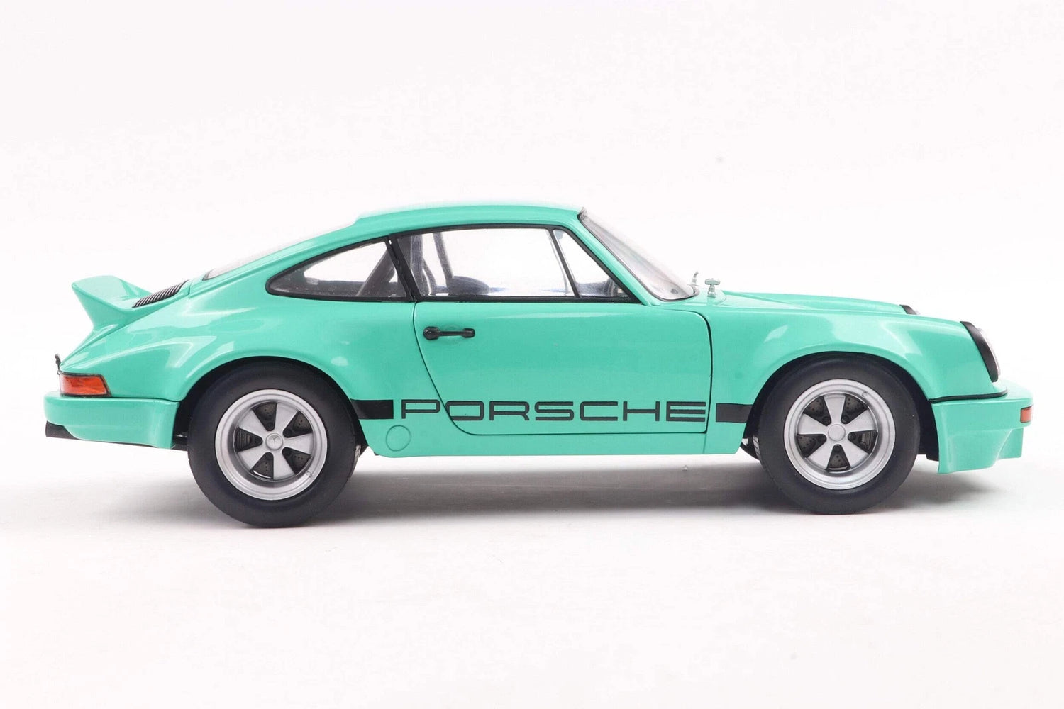 Porsche 911 Iroc Blue #14 1974 1/18 SOLIDO S1810702 Porsche 911 Iroc Blue #14 1974 1/18 SOLIDO S1810702