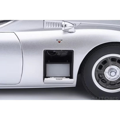 AUTOART-Toyota 2000GT (RHD) 1967 Silver