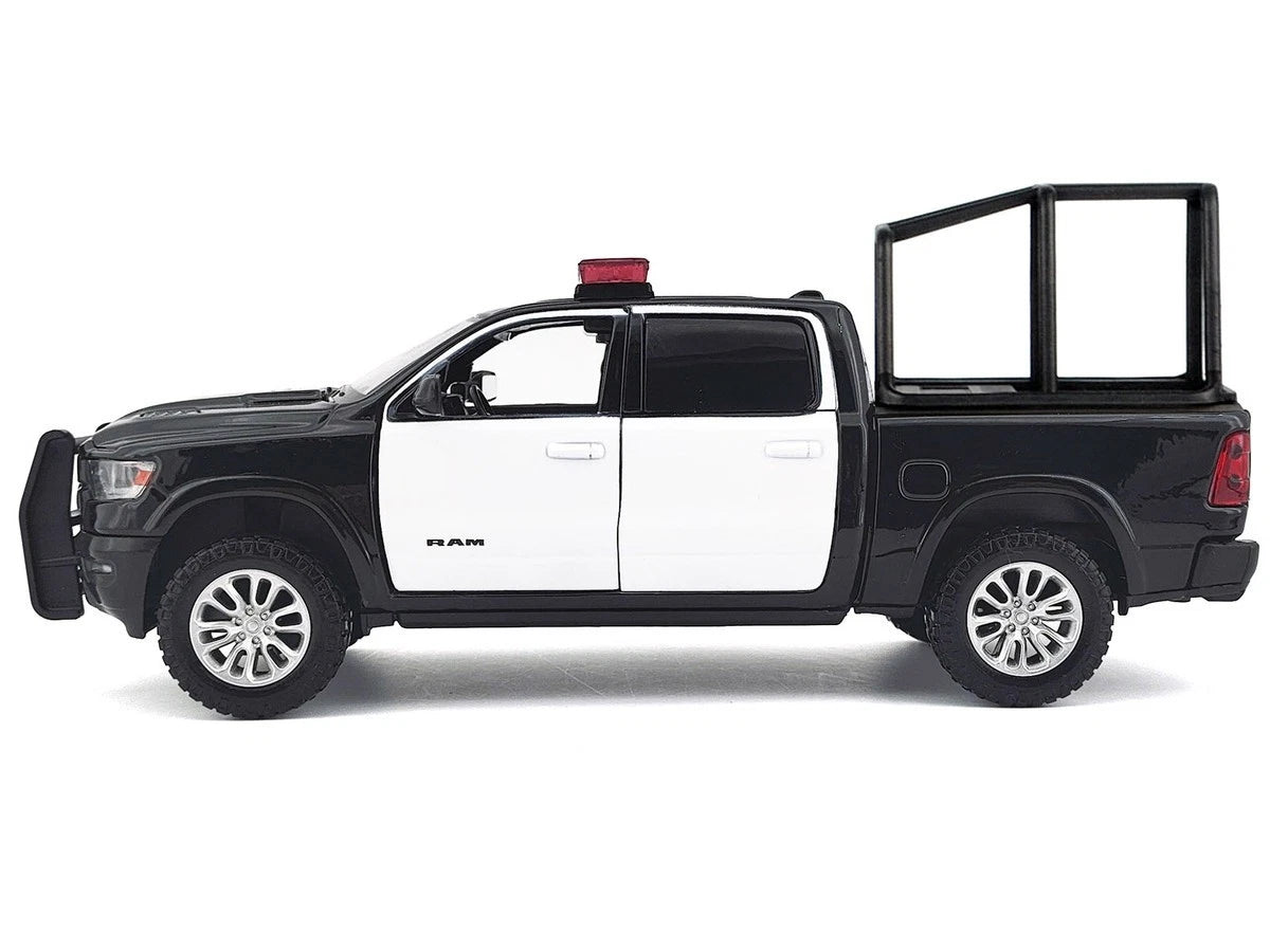 2019 RAM 1500 Laramie (Noir/Blanc-Black/White) 79545BKWH