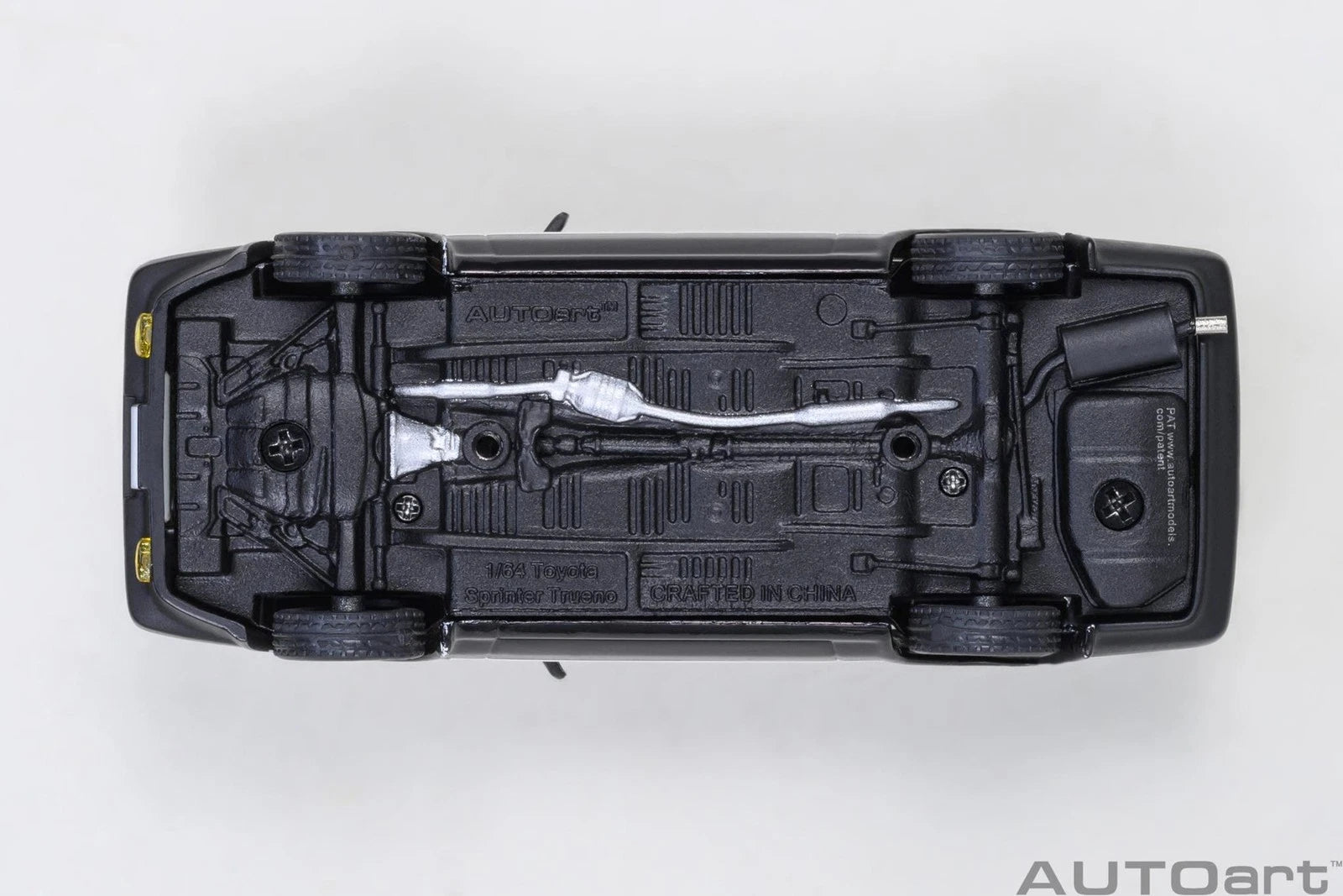AutoArt 1/64 Toyota Sprinter Trueno (AE86) Initial D