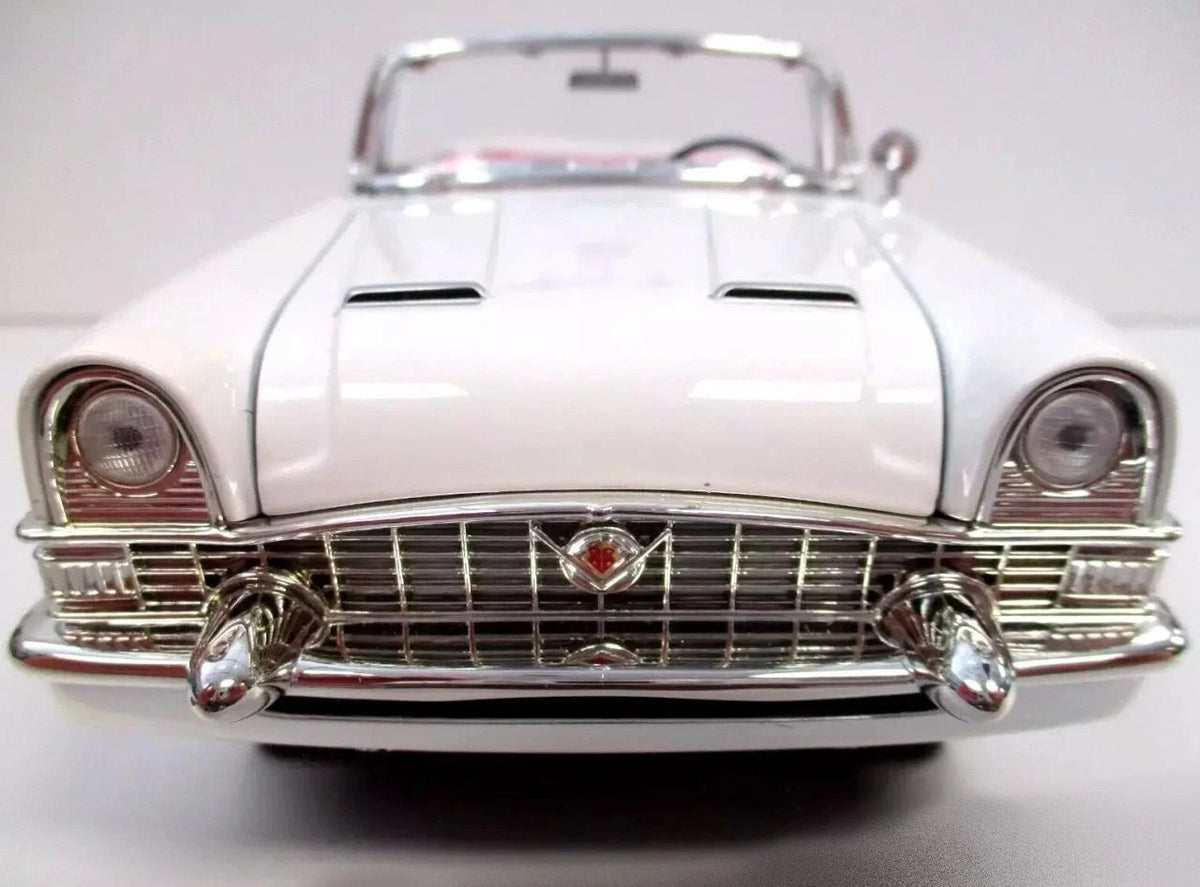 Lucky Die Cast – Packard Caribbean Convertible 1955 – Blanc – 1:18 – 92618W