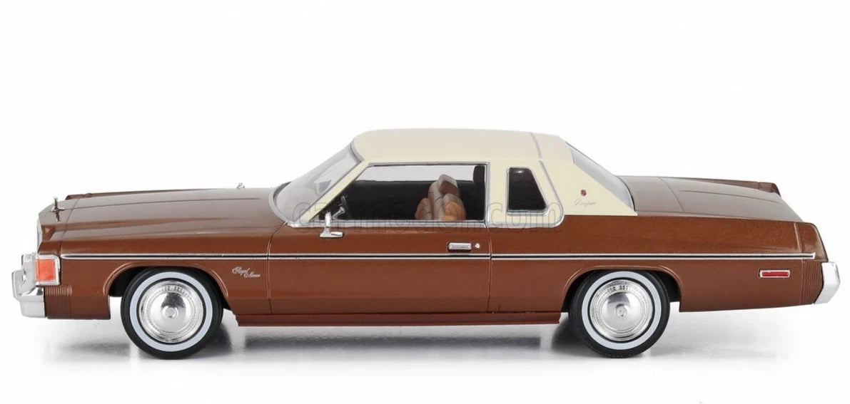 WhiteBox 1/24 - 1977 Dodge Royal Monaco