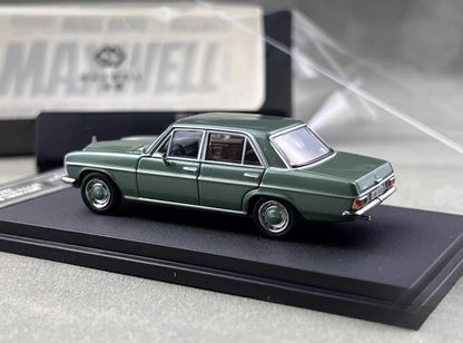 Maxwell Model 1:64-Mercedes-Benz 200 W114-Green MW640031