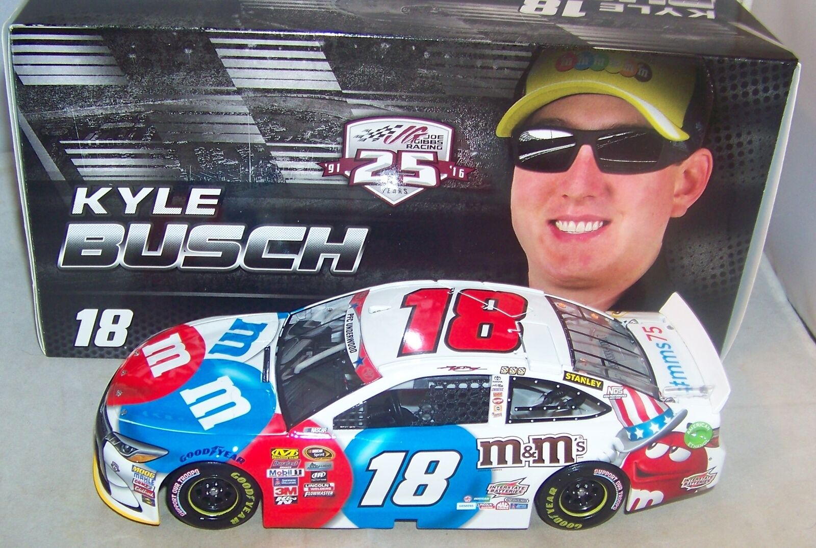 2016 Kyle Busch 