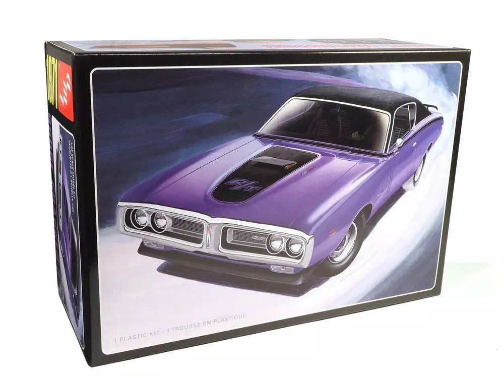 Dodge Hemi Charger R/T 1971 (Model kit) 1/25