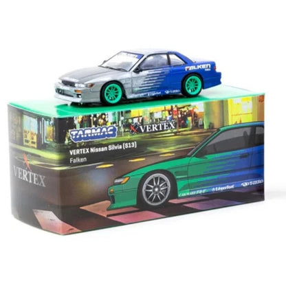 CHASE CAR Nissan Silvia S13 Vertex Falken – Tarmac Works 1:64 (T64G-025-FA-CHASE)