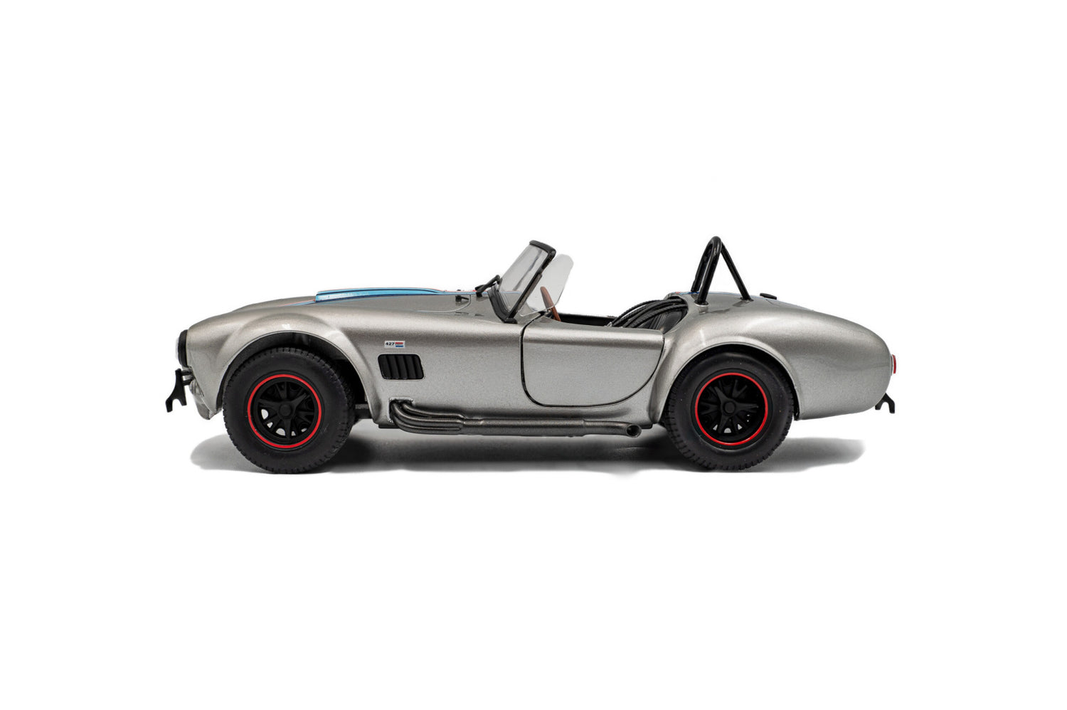 Solido 1:18 Shelby Cobra 427 MKII 1965 – Argent avec bandes rouges et bleues – S1804913