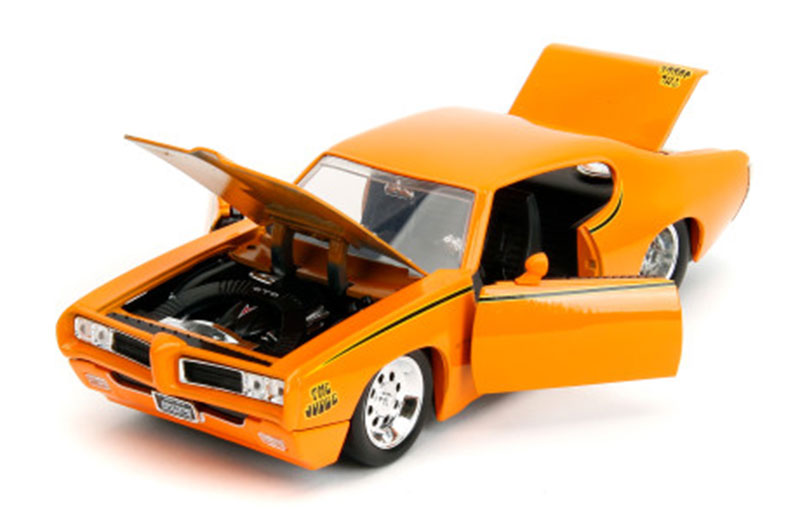 1969 Pontiac GTO Judge (Orange)