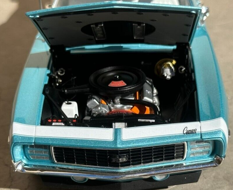 1969 CAMARO RS/22, AZURE TURQUOISE WITH WHITE VINYL TOP (Limitée à 120 unités-Limited to 120 units)