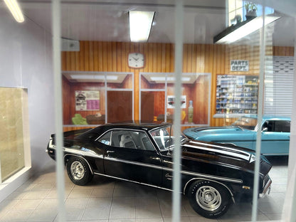 YCID-Yenko Sportscars Dealership Diorama 1:18