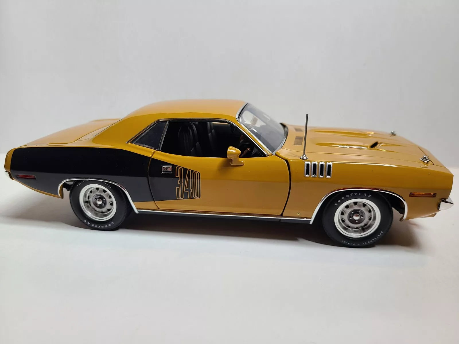 1971 Cuda 340 - Bahama Yellow (Limitée à 199 unité-Limited to 199 units)